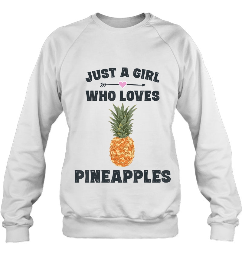 pineapple shirt girl youtuber
