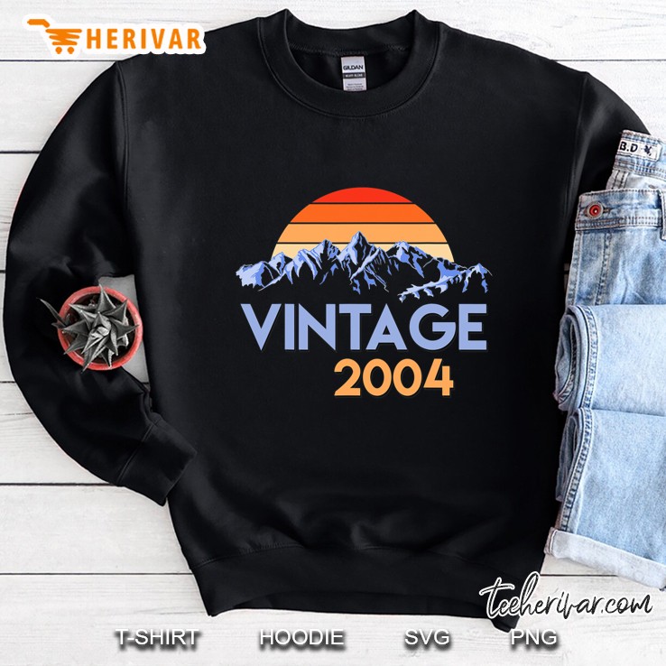 2004 Vintage Shirt 16Th Birthday Gift 16 Years Old Retro Sweatshirt