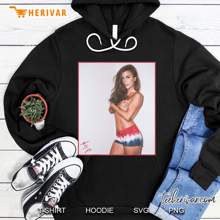 Hot Girl On For Men - Sexy Brunette Latina In Shorts Hoodie